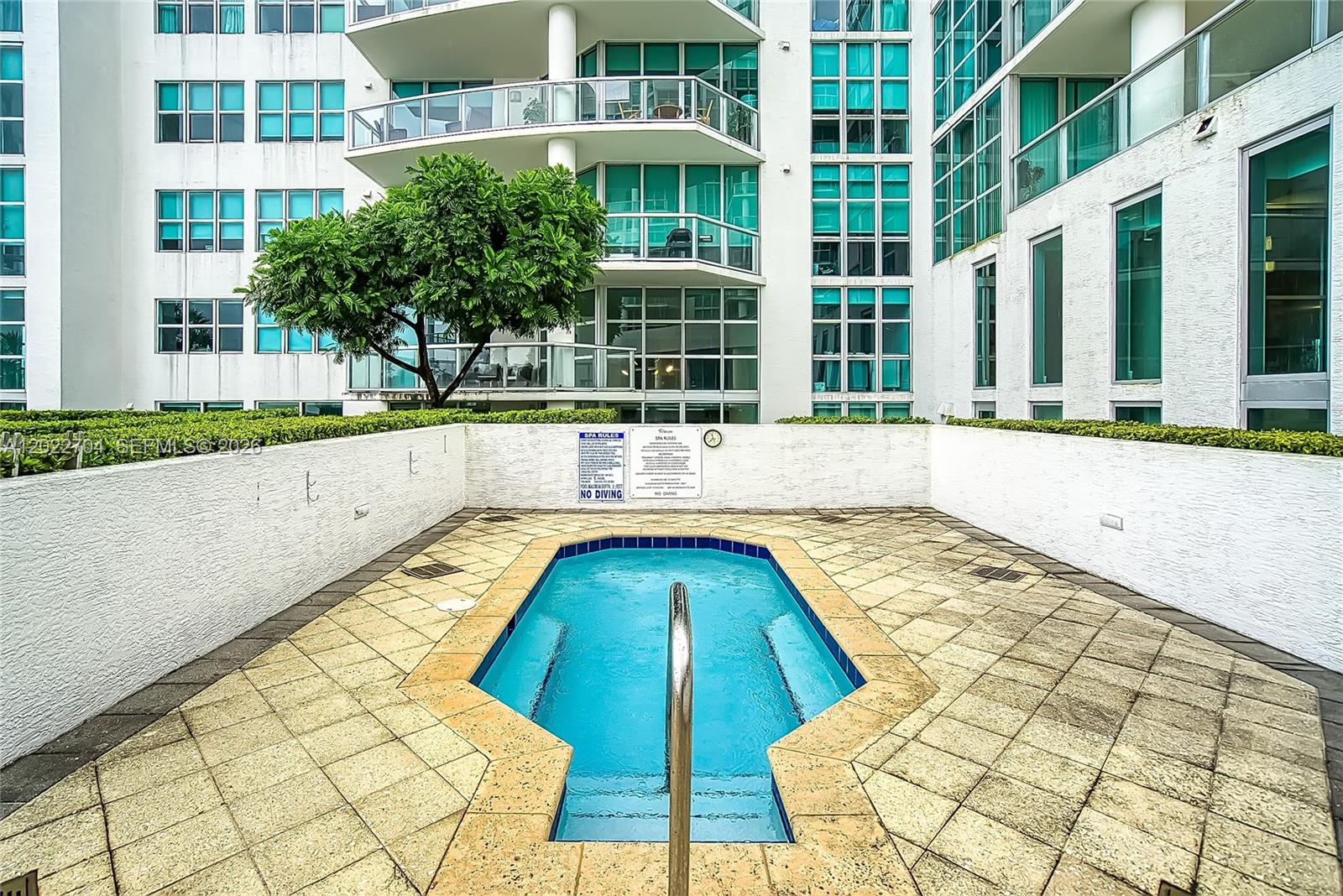 3131 NE 188th St #1-1104, Aventura FL 33180