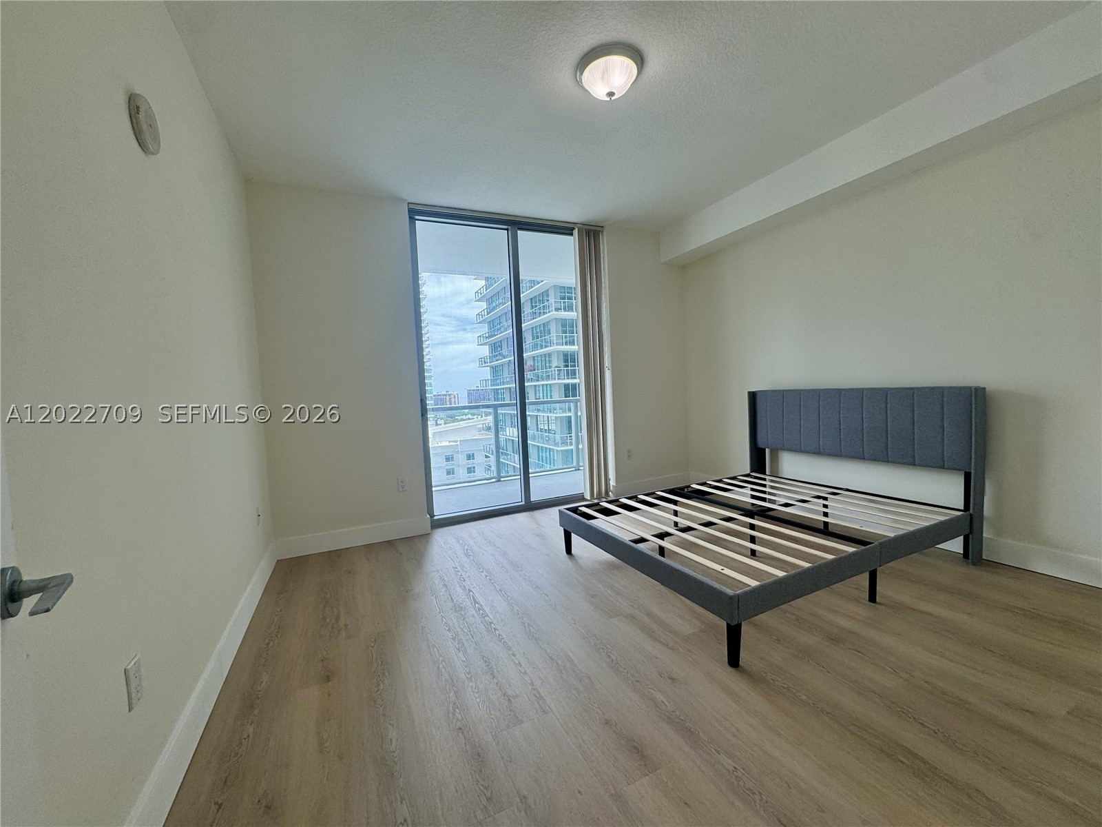 1111 SW 1st Ave #2118, Miami FL 33130