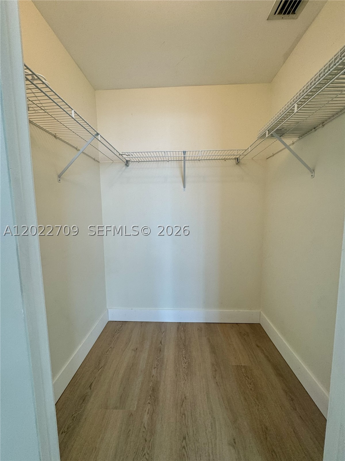 1111 SW 1st Ave #2118, Miami FL 33130