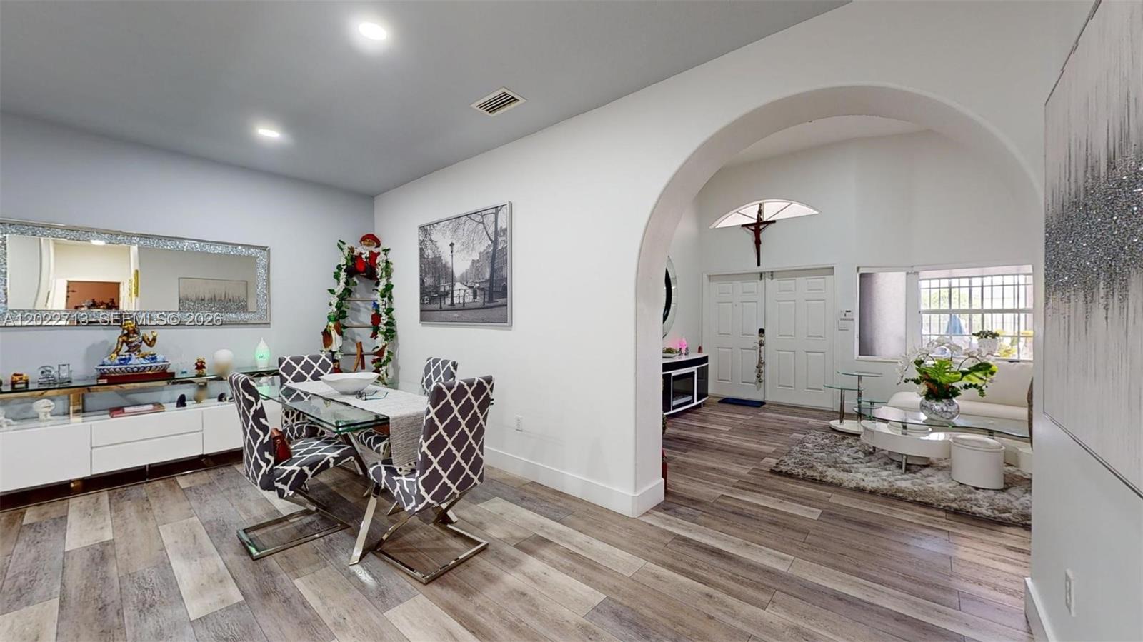 357 W 44th St, Hialeah FL 33012