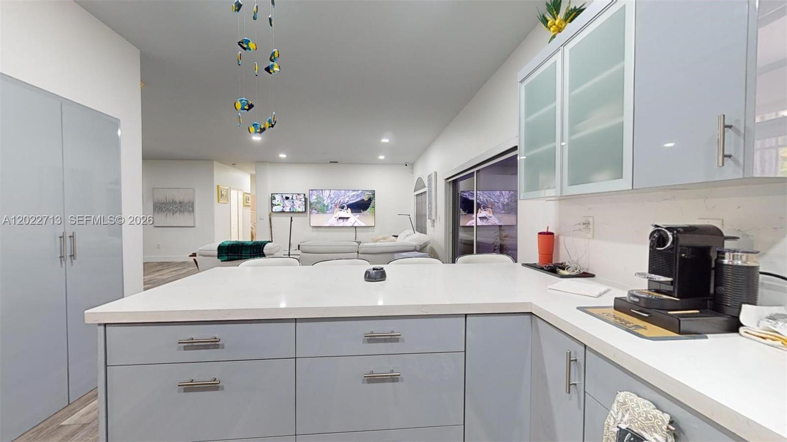 357 W 44th St, Hialeah FL 33012