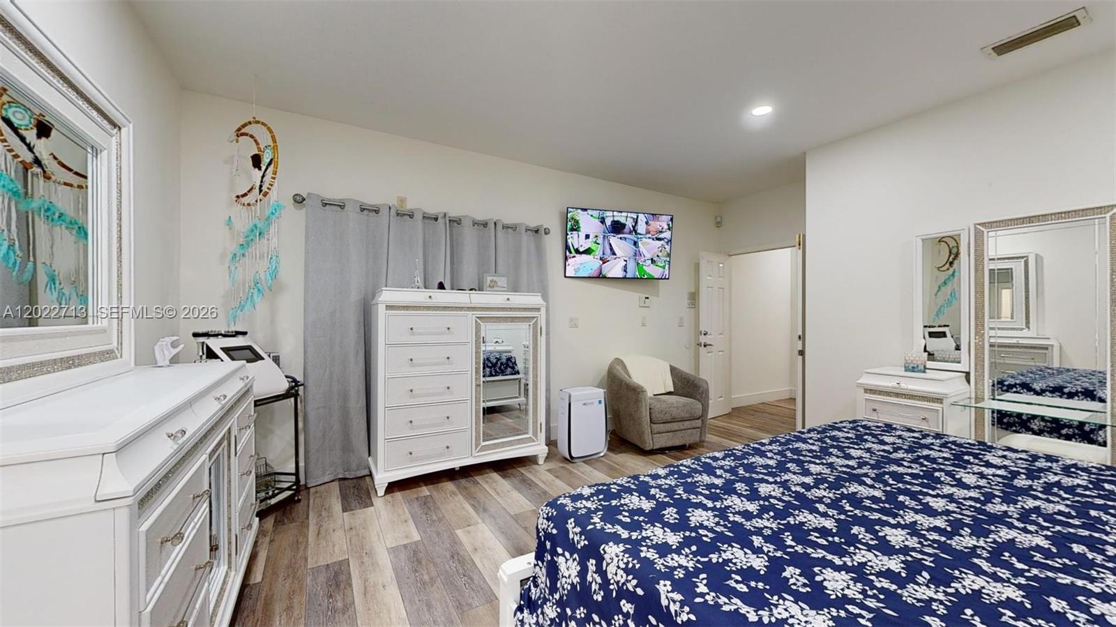 357 W 44th St, Hialeah FL 33012