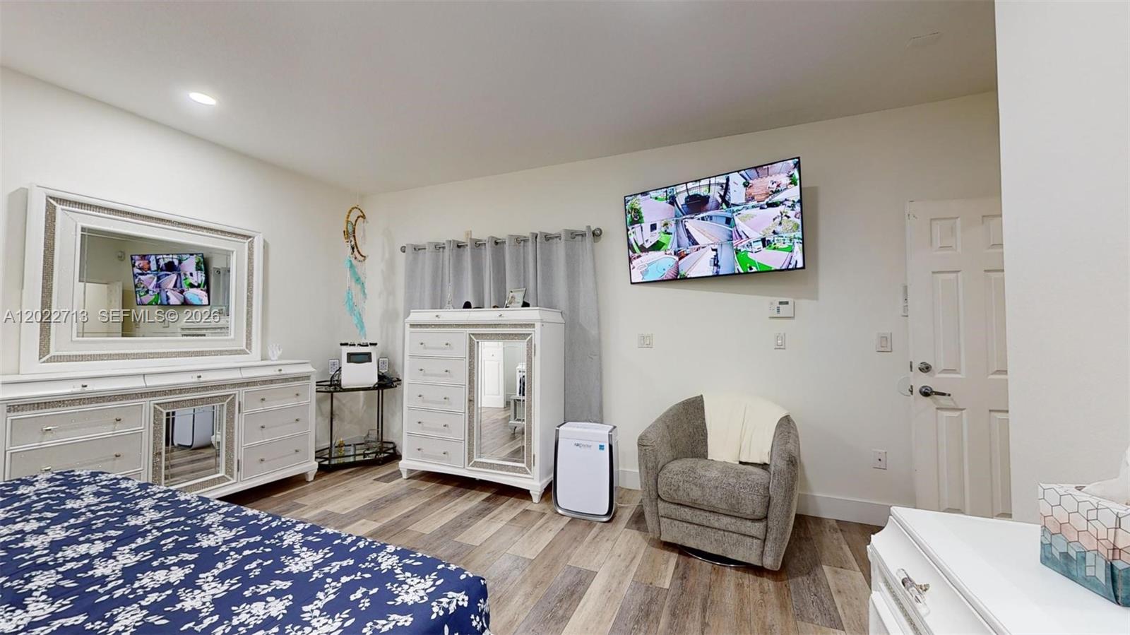 357 W 44th St, Hialeah FL 33012