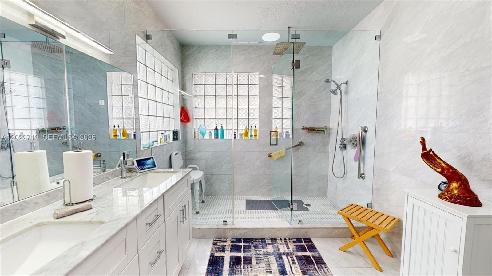 357 W 44th St, Hialeah FL 33012
