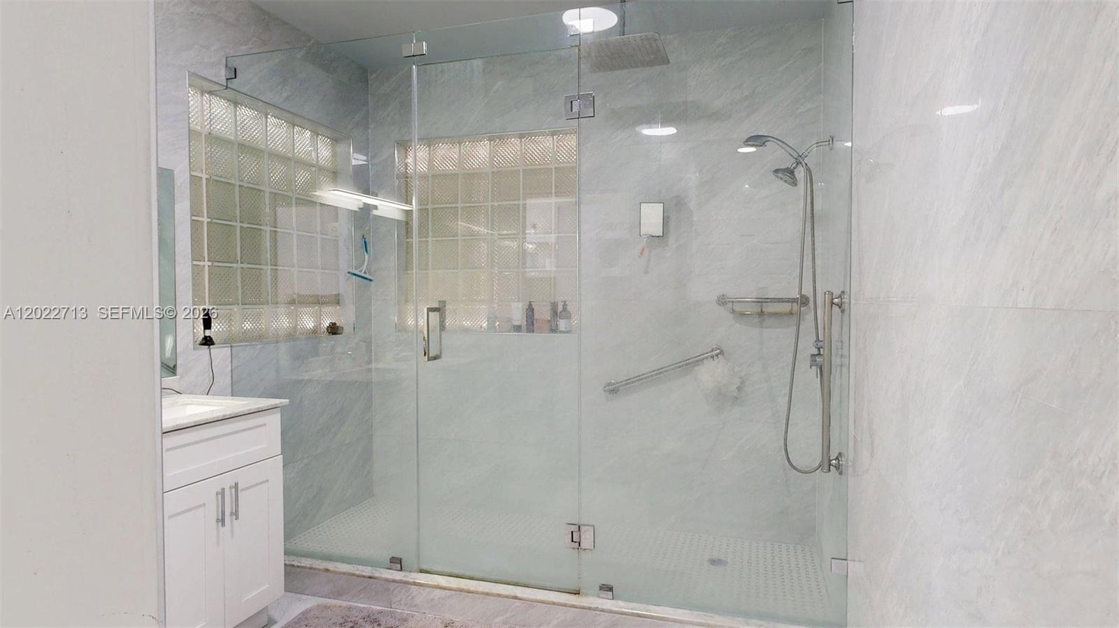 357 W 44th St, Hialeah FL 33012