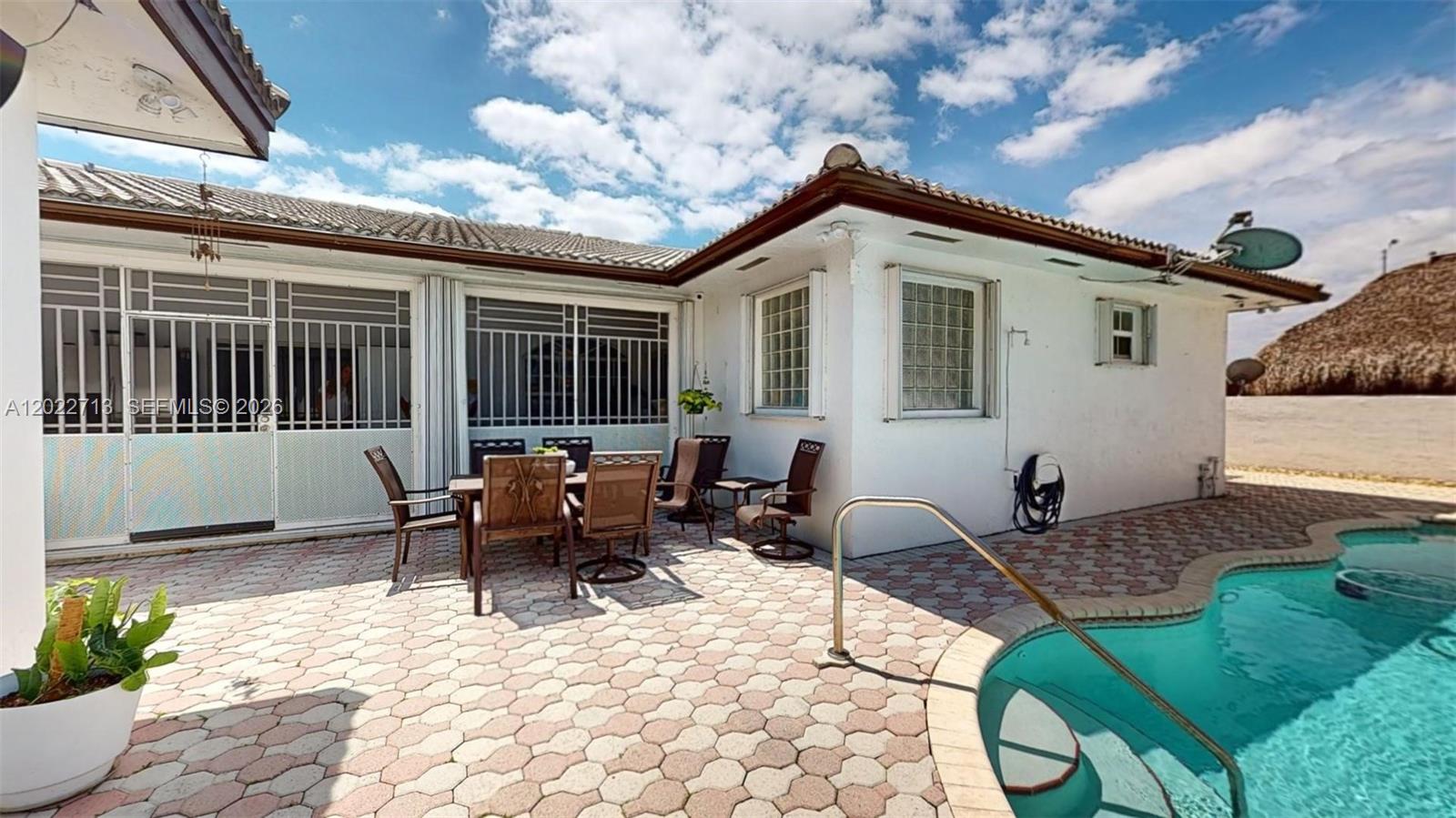 357 W 44th St, Hialeah FL 33012