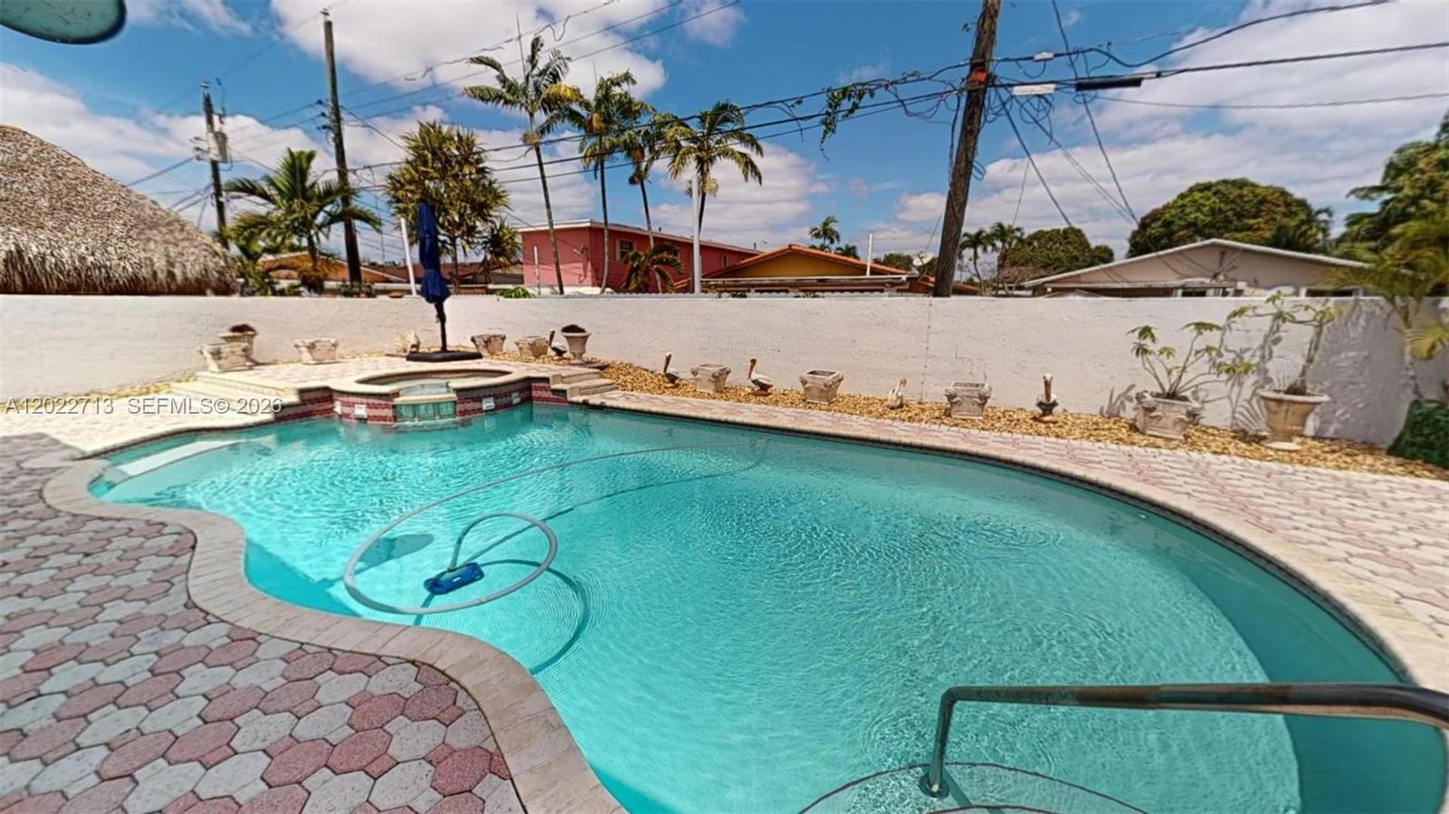 357 W 44th St, Hialeah FL 33012