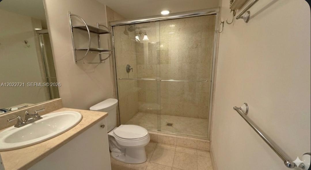 20000 E Country Club Dr #601, Aventura FL 33180