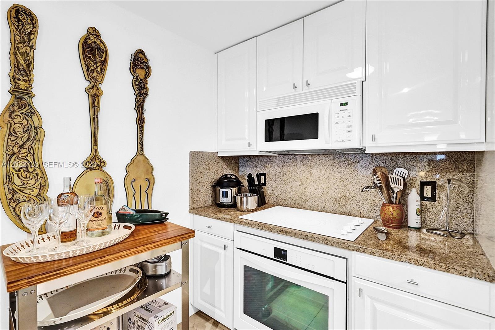 3400 SW 27th Ave #206, Miami FL 33133