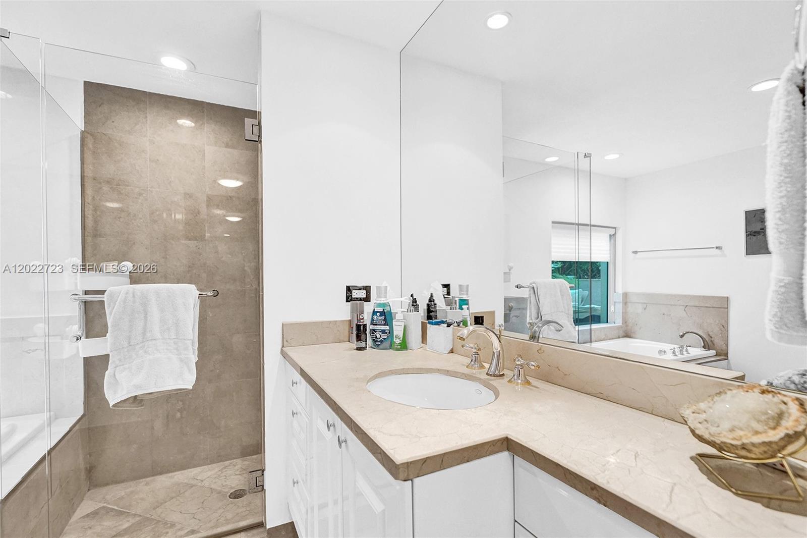 3400 SW 27th Ave #206, Miami FL 33133