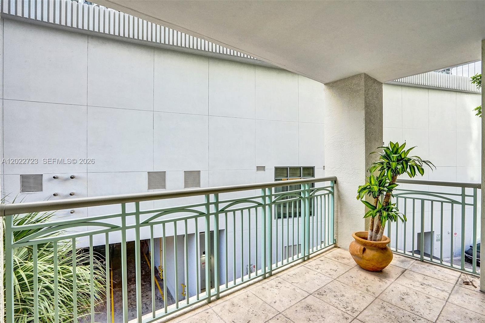 3400 SW 27th Ave #206, Miami FL 33133