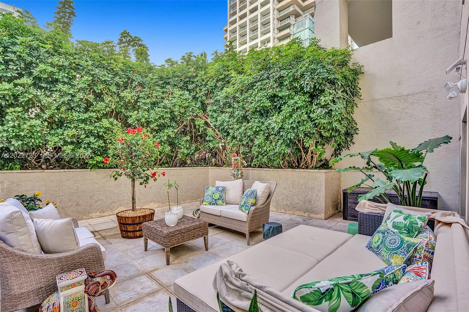 3400 SW 27th Ave #206, Miami FL 33133