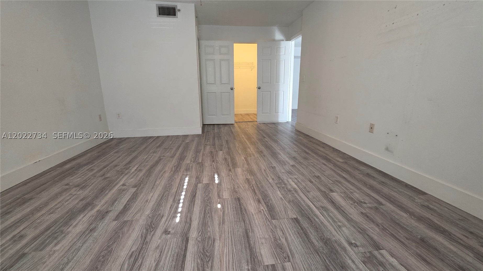 5011 Wiles Rd #203, Coconut Creek FL 33073