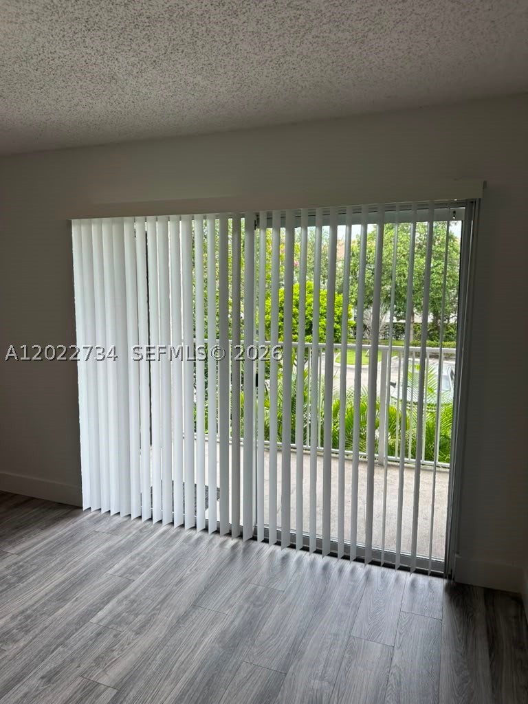 5011 Wiles Rd #203, Coconut Creek FL 33073