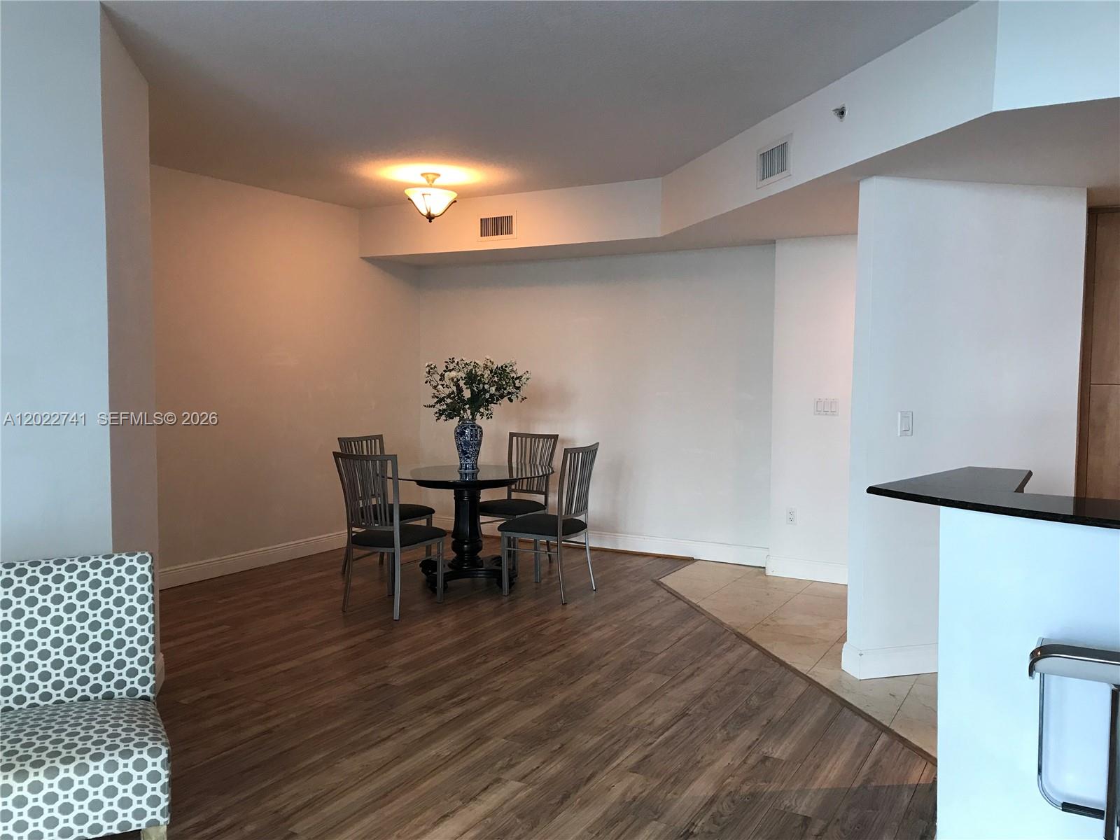 7900 Harbor Island Dr #523, North Bay Village FL 33141