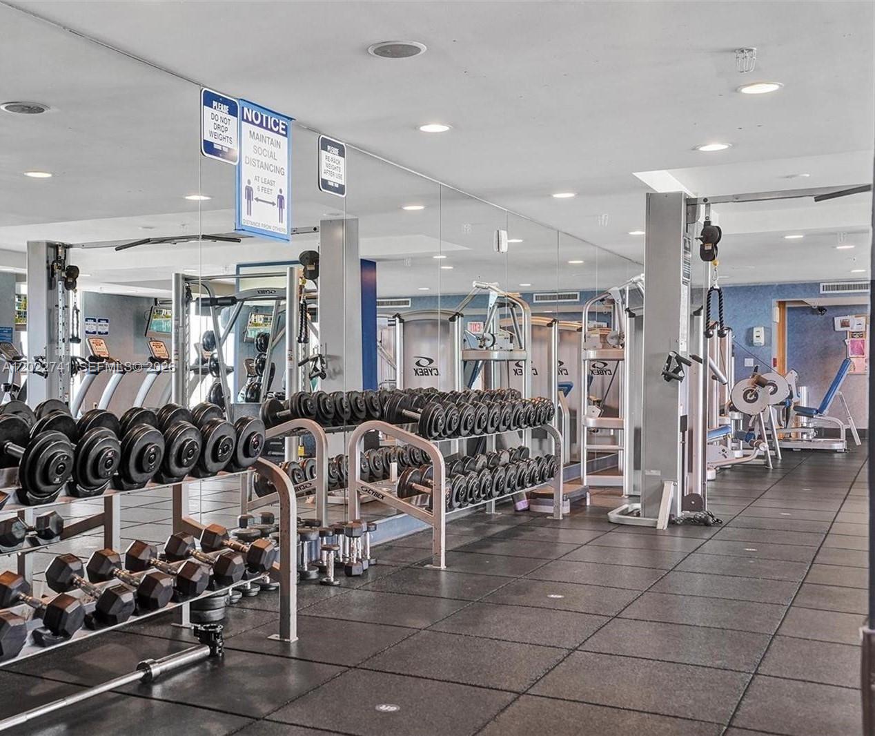 7900 Harbor Island Dr #523, North Bay Village FL 33141
