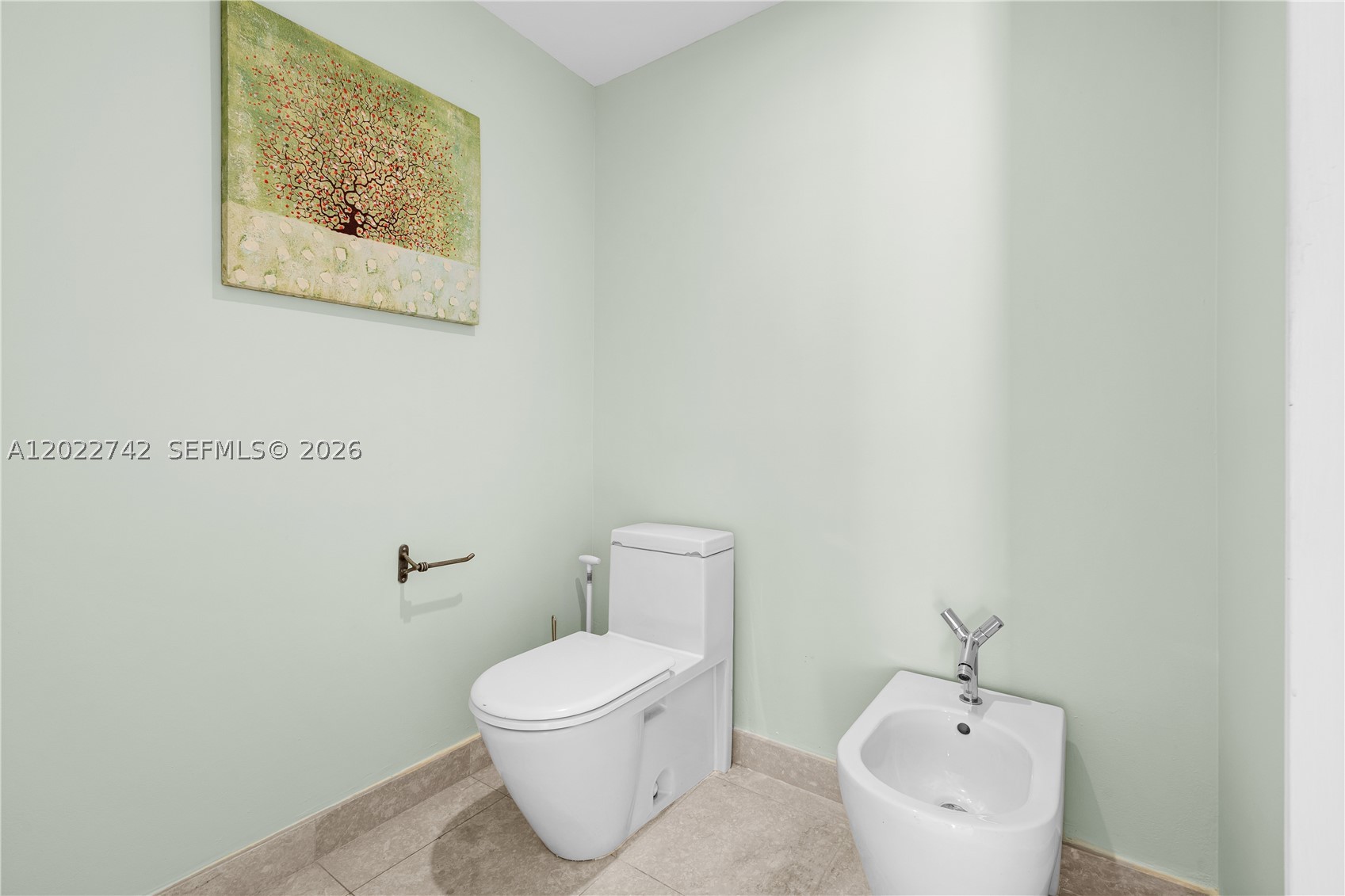 400 Alton Rd #907, Miami Beach FL 33139