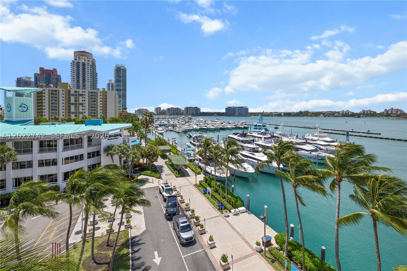 400 Alton Rd #907, Miami Beach FL 33139