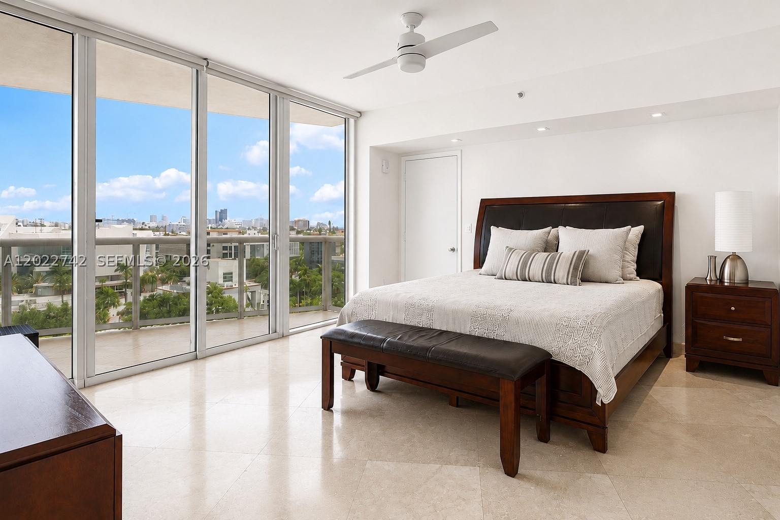 400 Alton Rd #907, Miami Beach FL 33139
