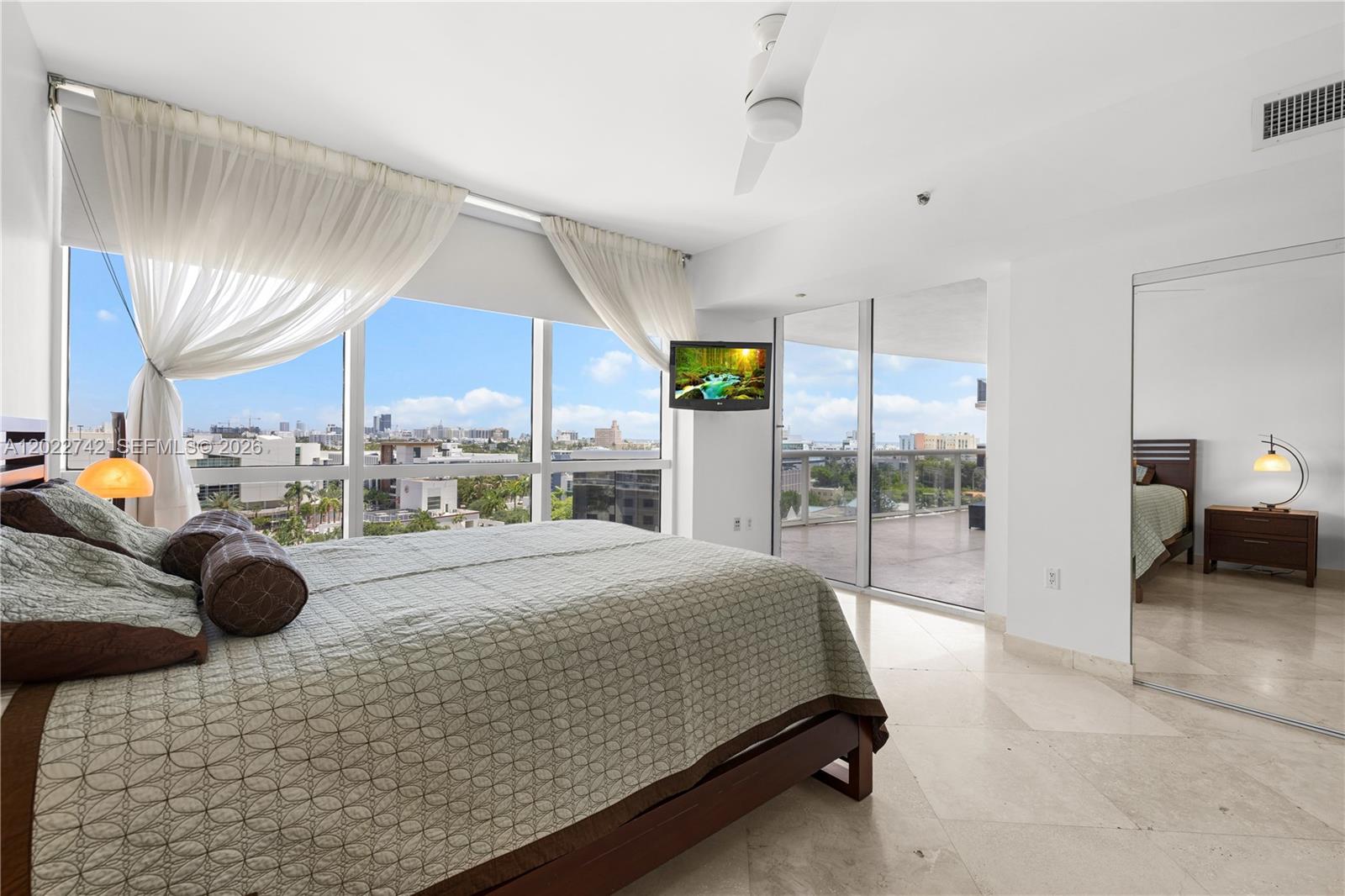 400 Alton Rd #907, Miami Beach FL 33139