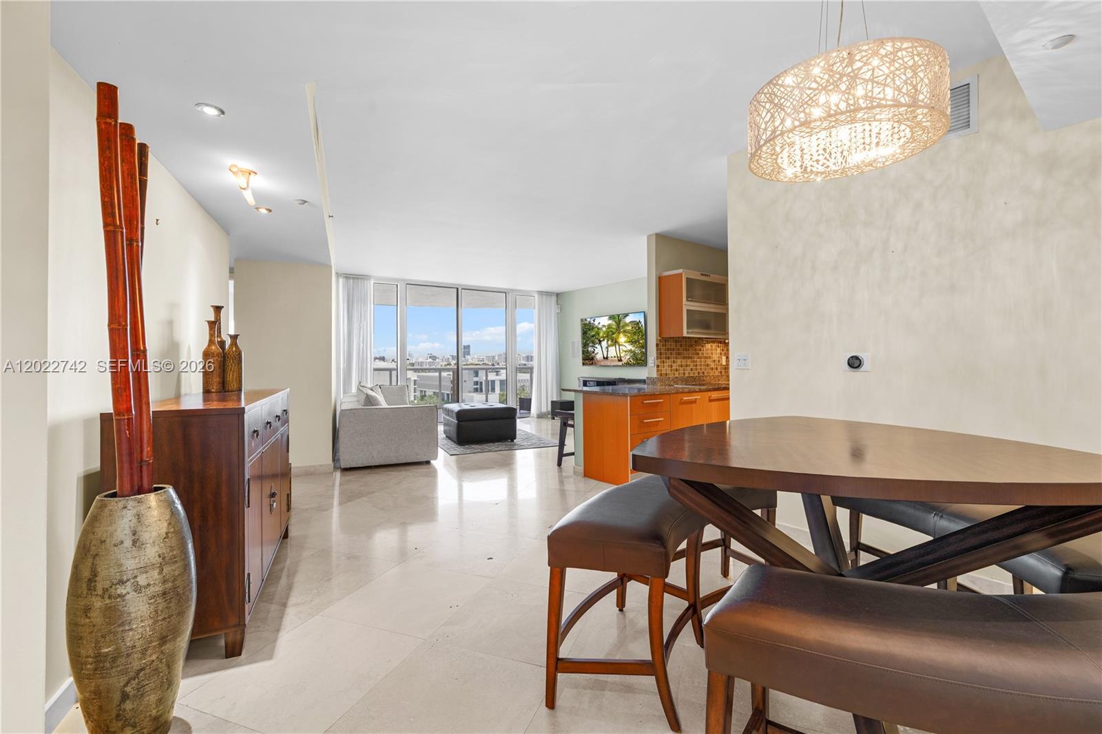 400 Alton Rd #907, Miami Beach FL 33139