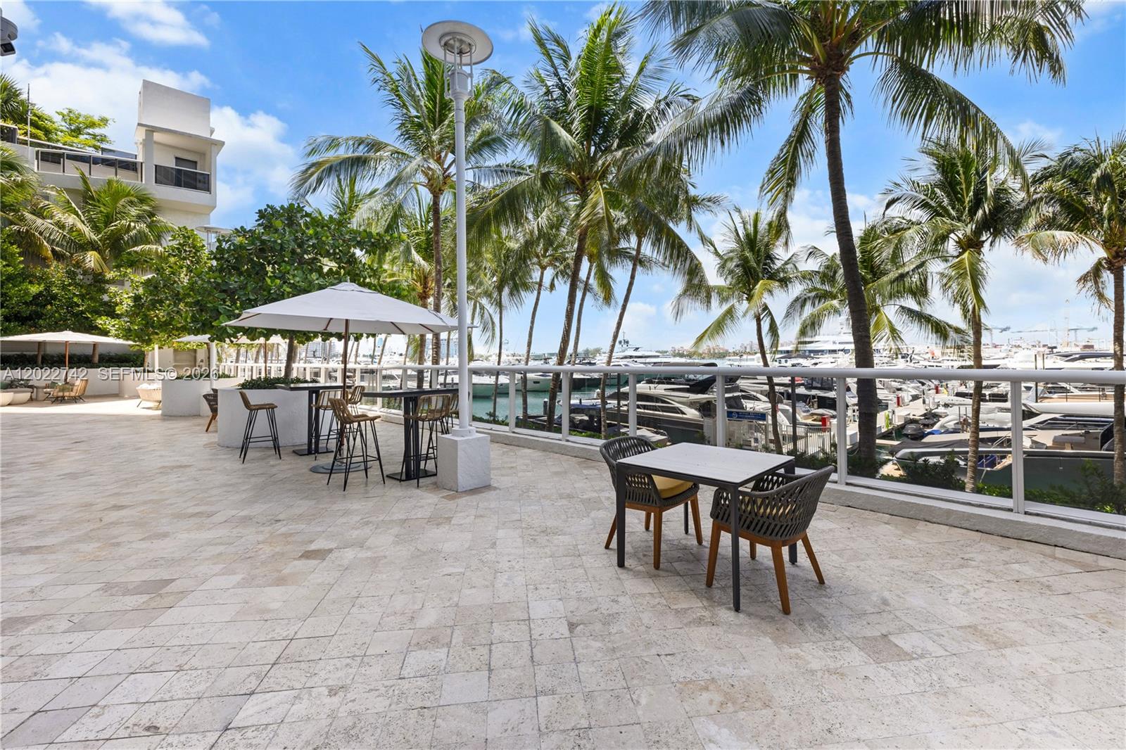 400 Alton Rd #907, Miami Beach FL 33139