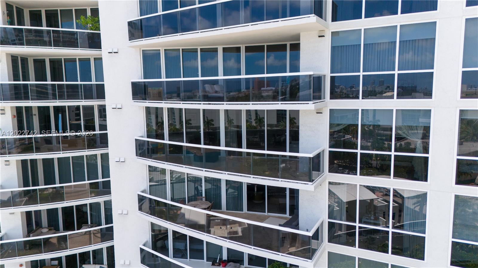 400 Alton Rd #907, Miami Beach FL 33139