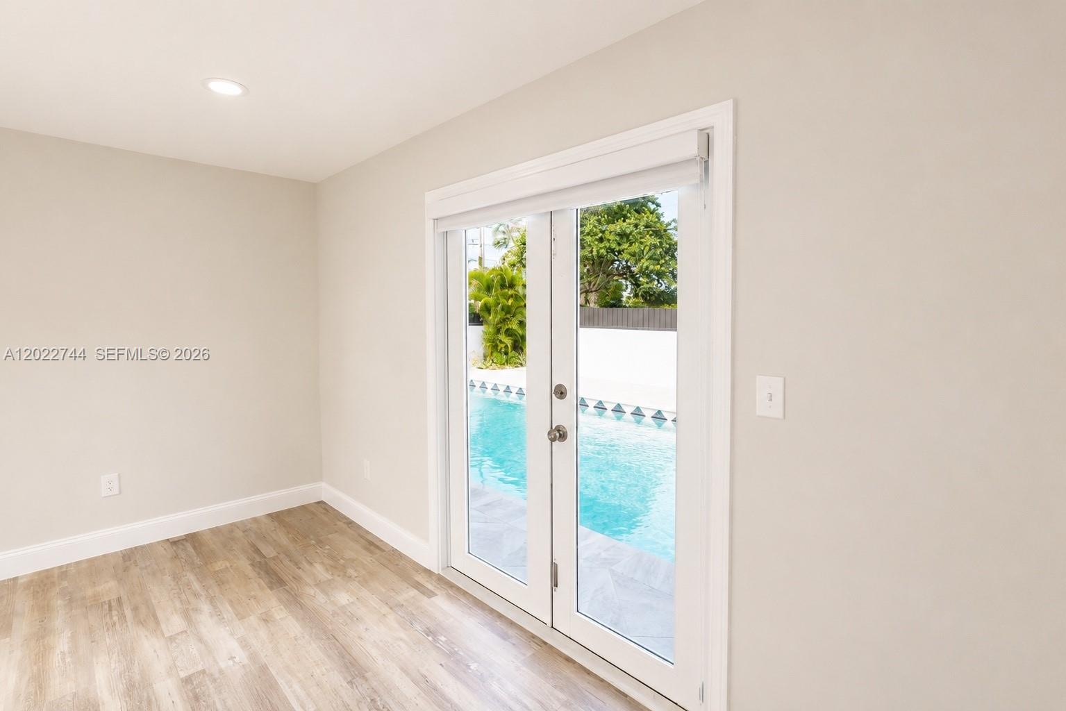 2573 Conroy Dr, North Palm Beach FL 33403