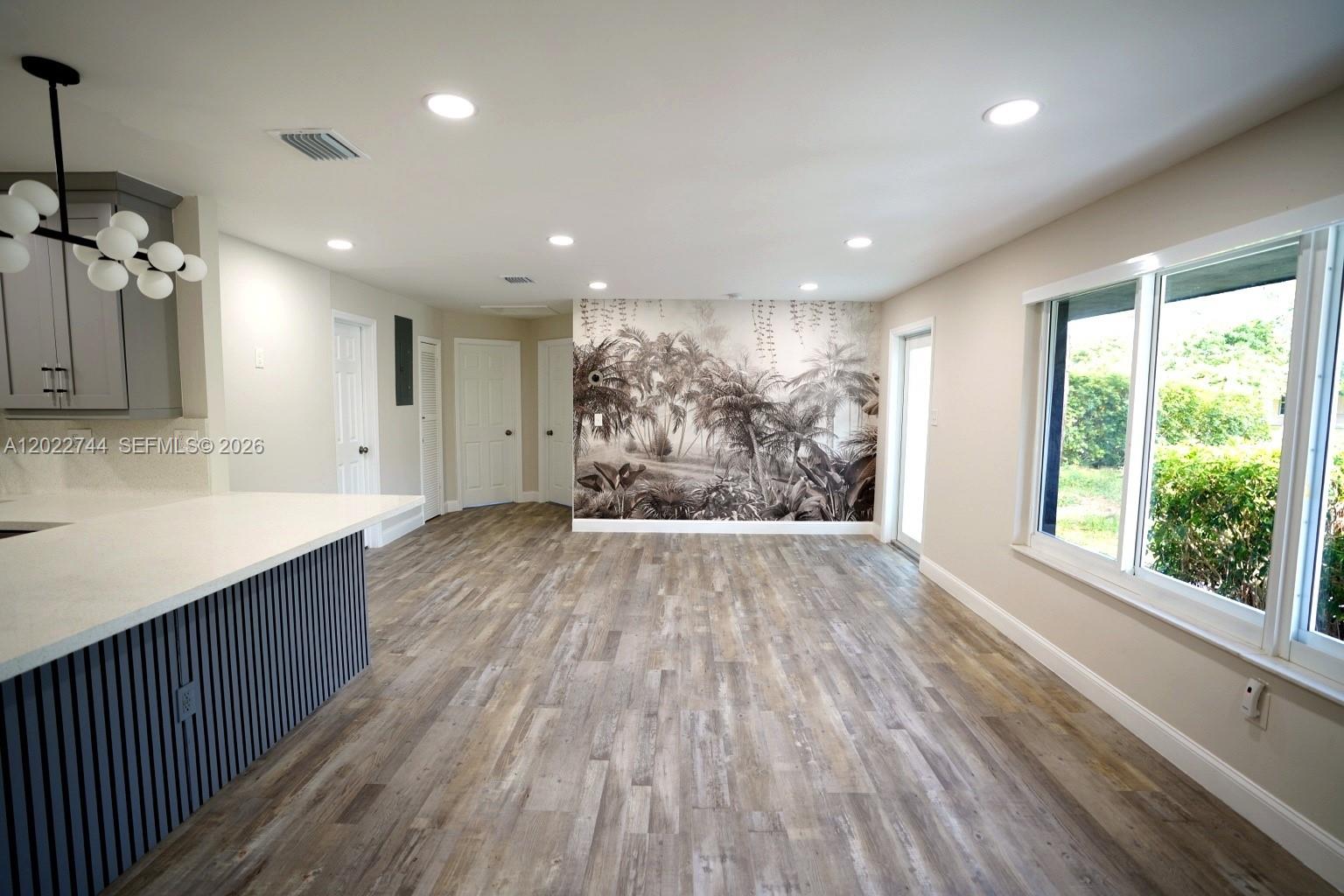 2573 Conroy Dr, North Palm Beach FL 33403