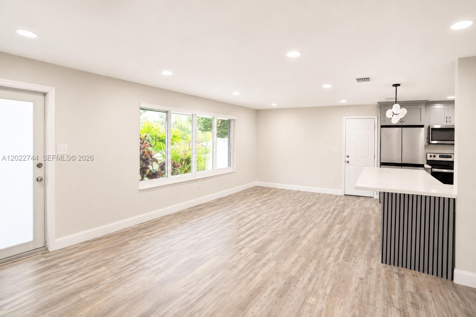 2573 Conroy Dr, North Palm Beach FL 33403