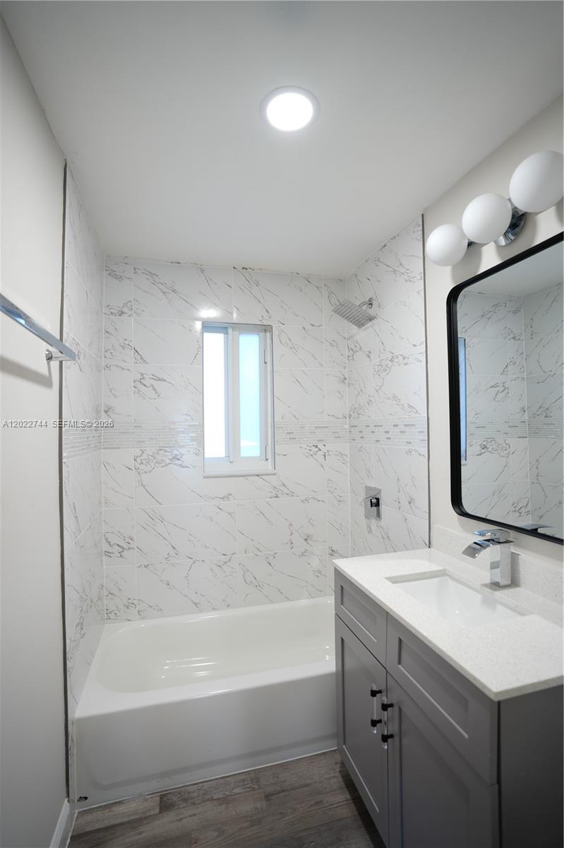 2573 Conroy Dr, North Palm Beach FL 33403