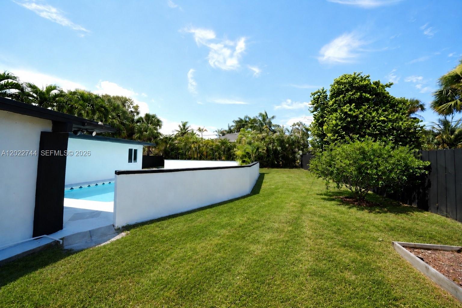 2573 Conroy Dr, North Palm Beach FL 33403