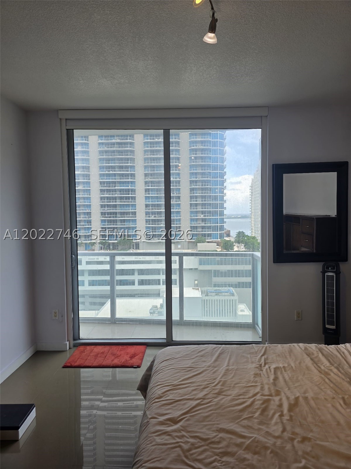 1060 Brickell Ave #2201, Miami FL 33131