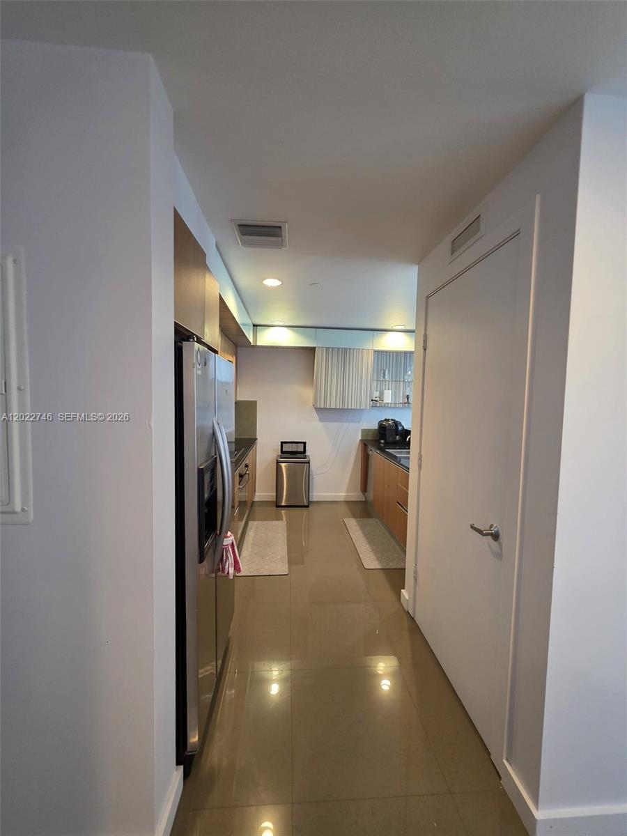 1060 Brickell Ave #2201, Miami FL 33131
