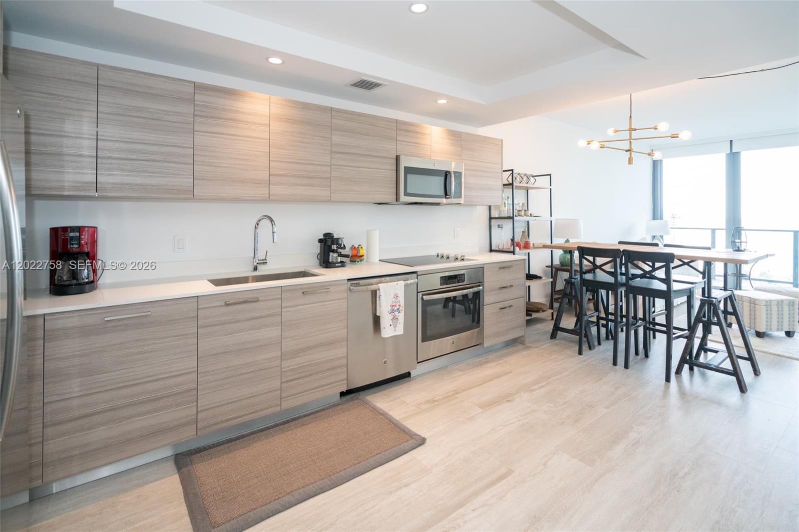 121 NE 34th St #2505, Miami FL 33137
