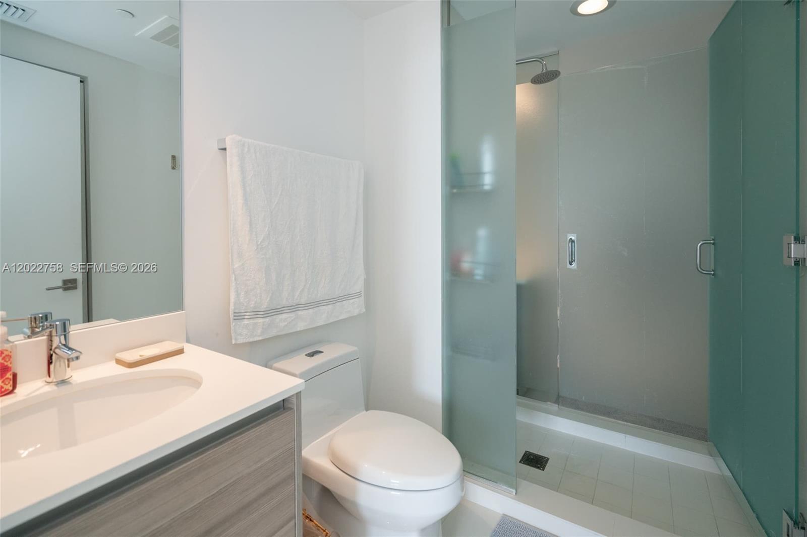 121 NE 34th St #2505, Miami FL 33137