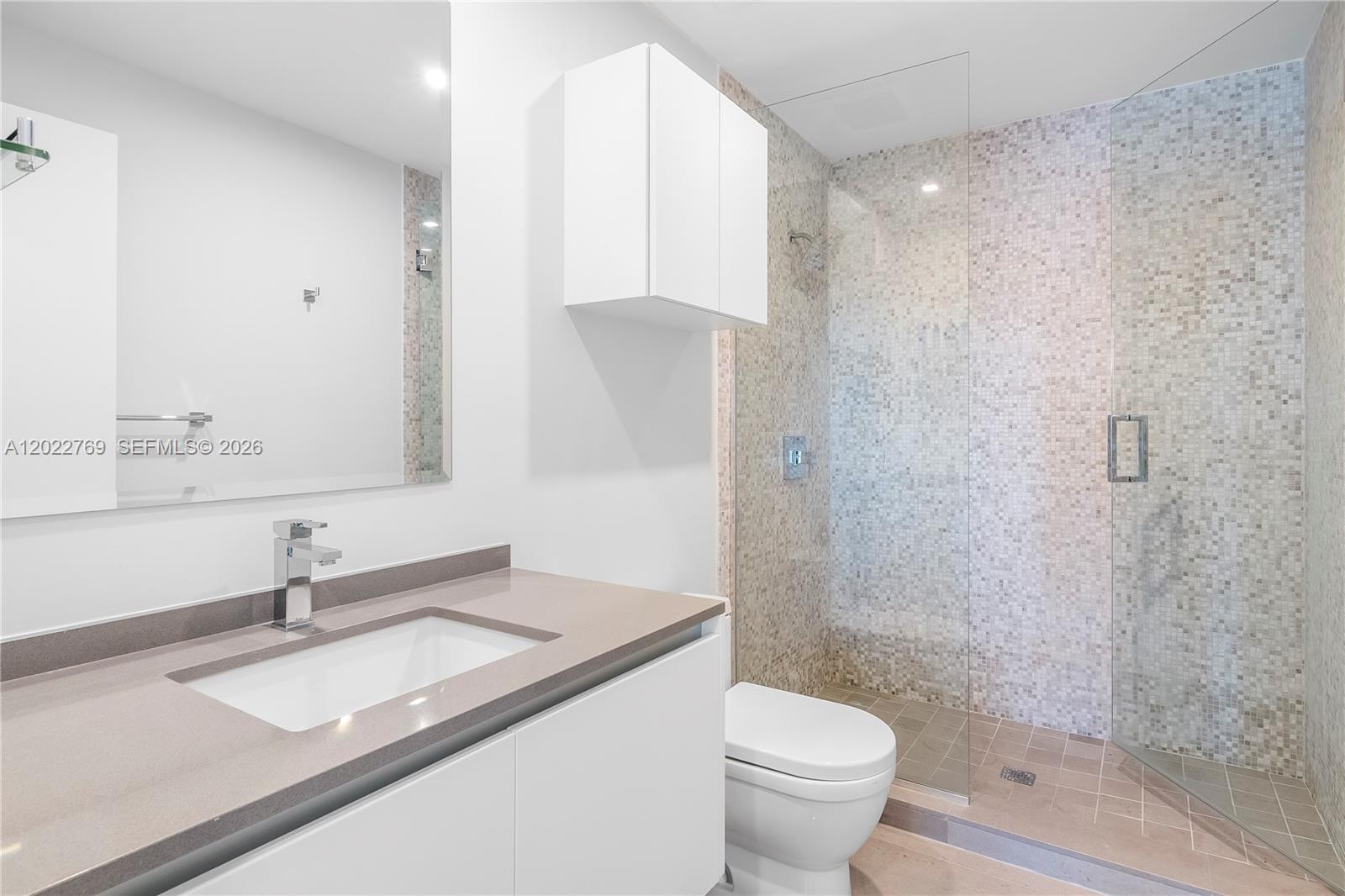 68 SE 6th Street #810, Miami FL 33131