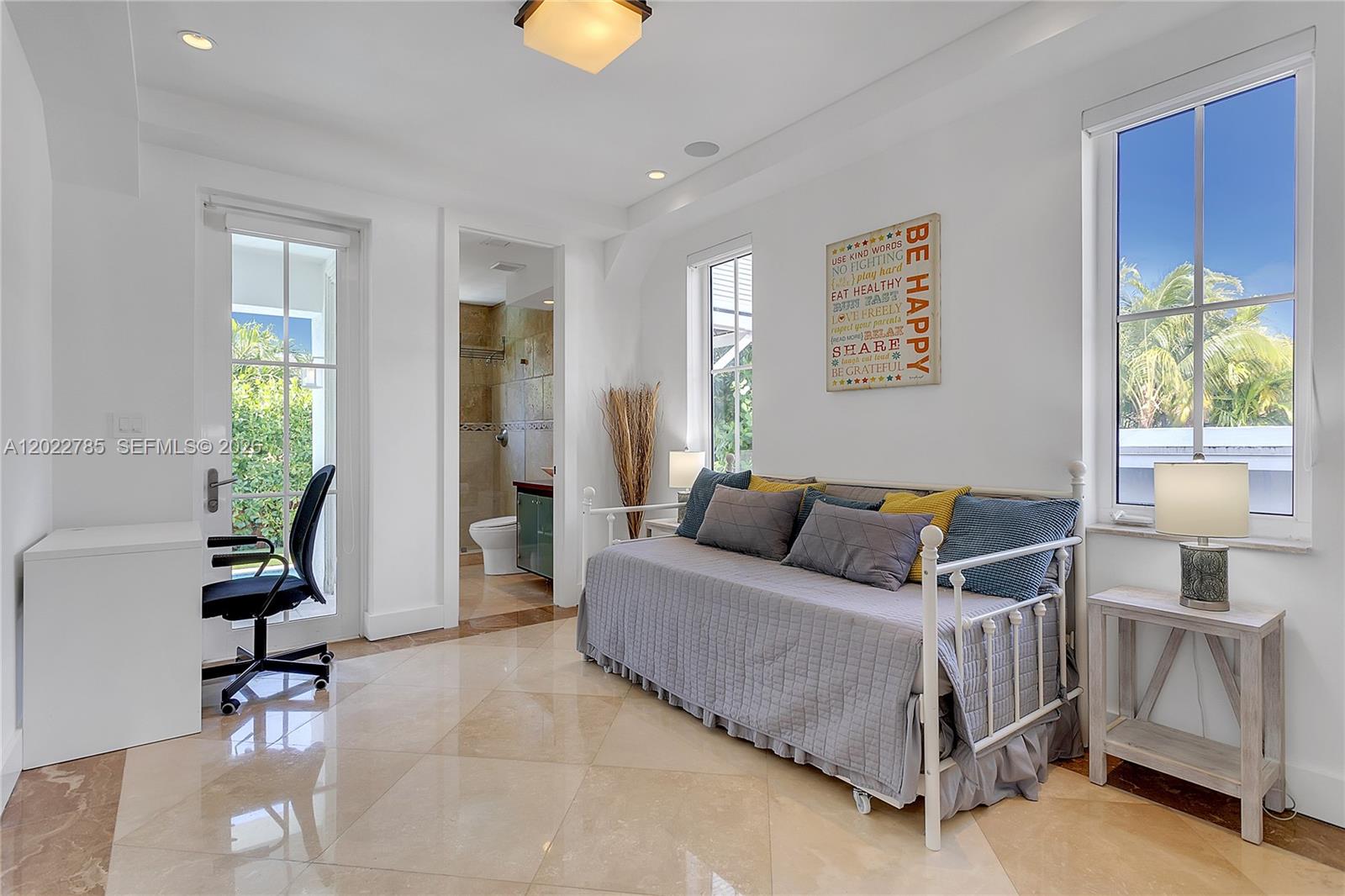 350 Redwood Ln, Key Biscayne FL 33149