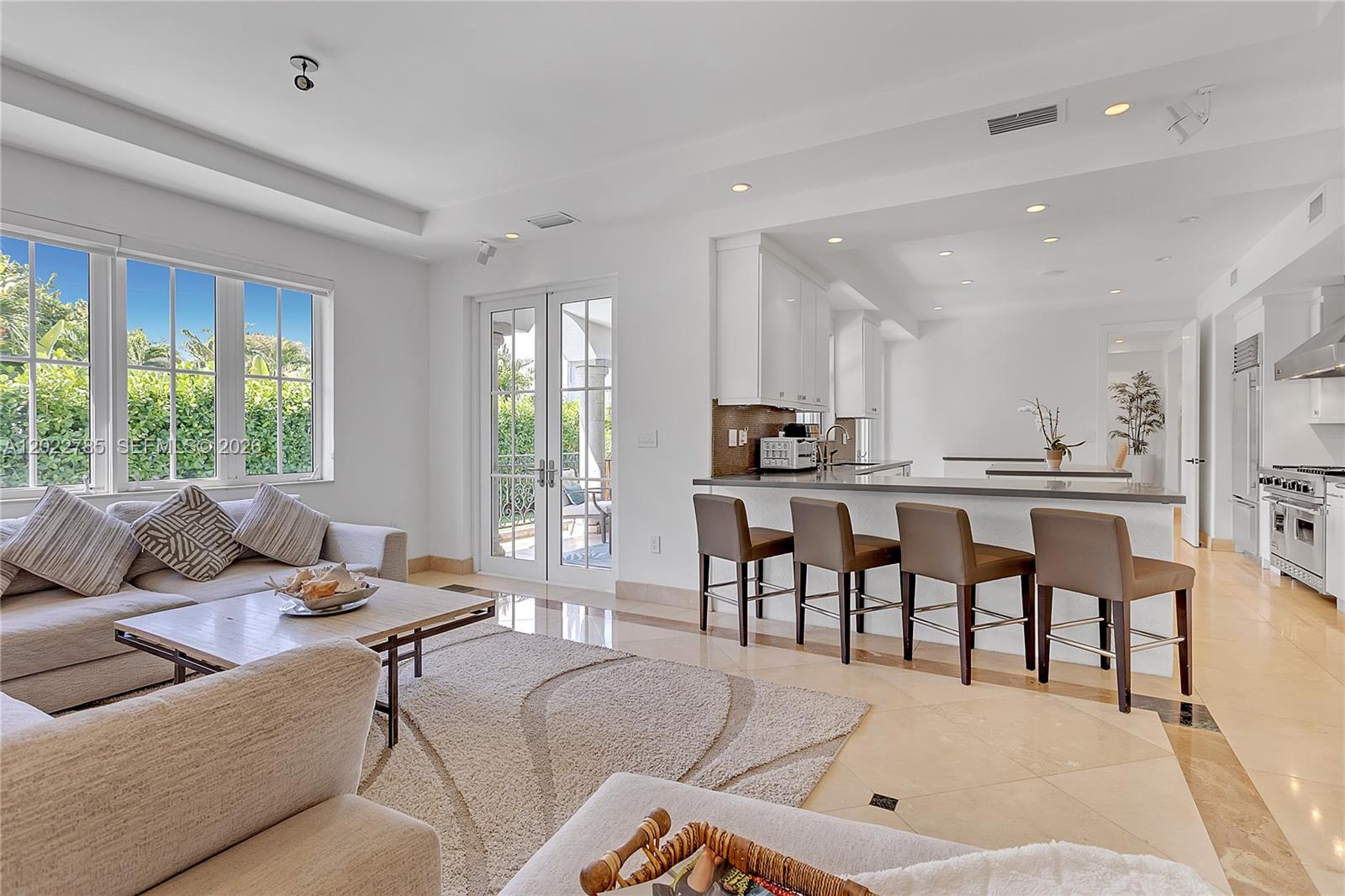 350 Redwood Ln, Key Biscayne FL 33149