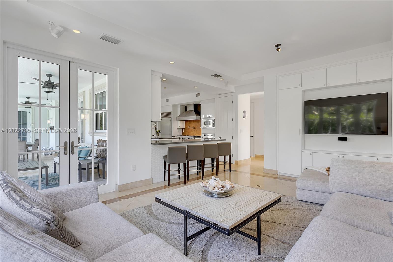 350 Redwood Ln, Key Biscayne FL 33149