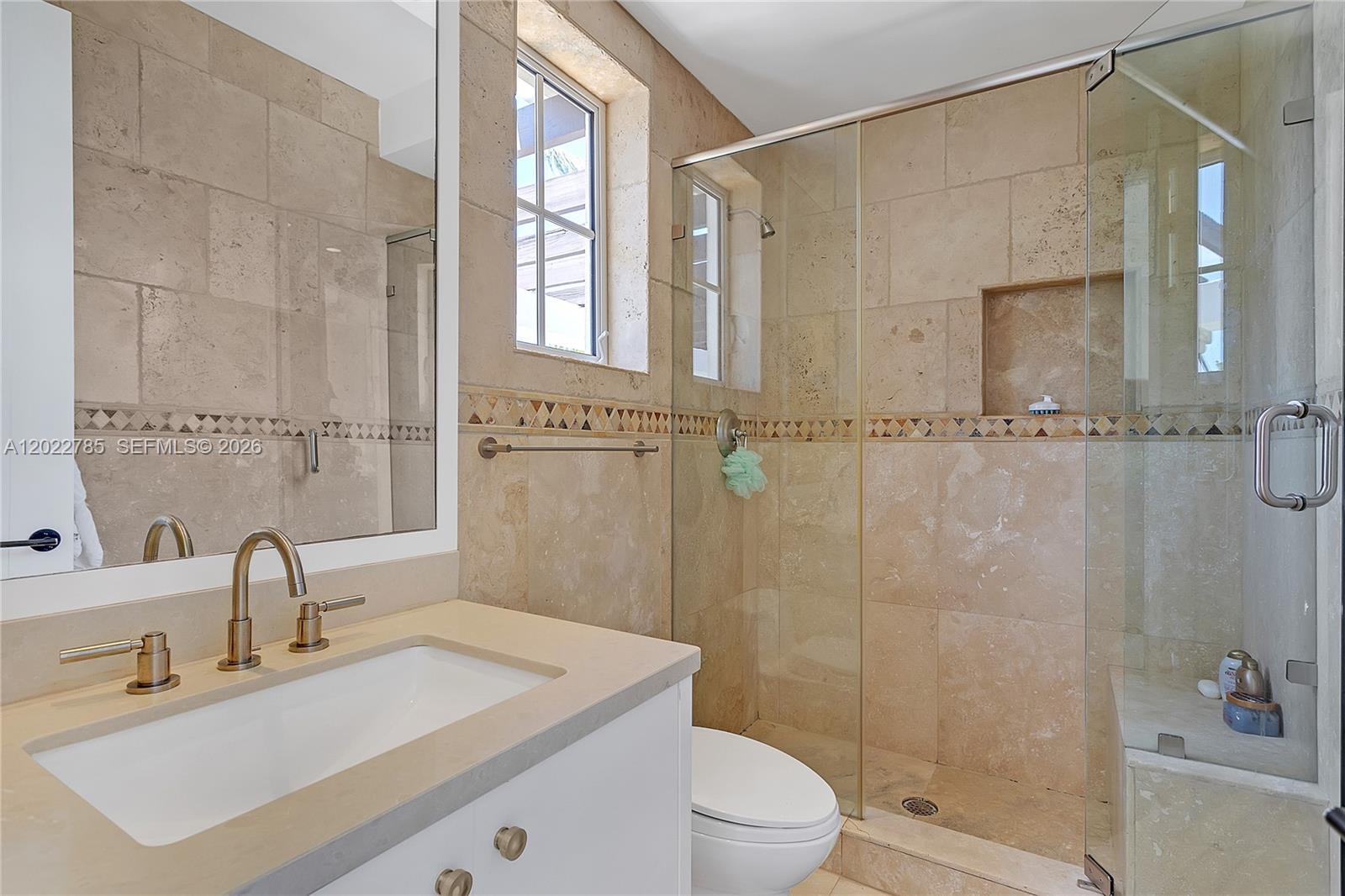 350 Redwood Ln, Key Biscayne FL 33149