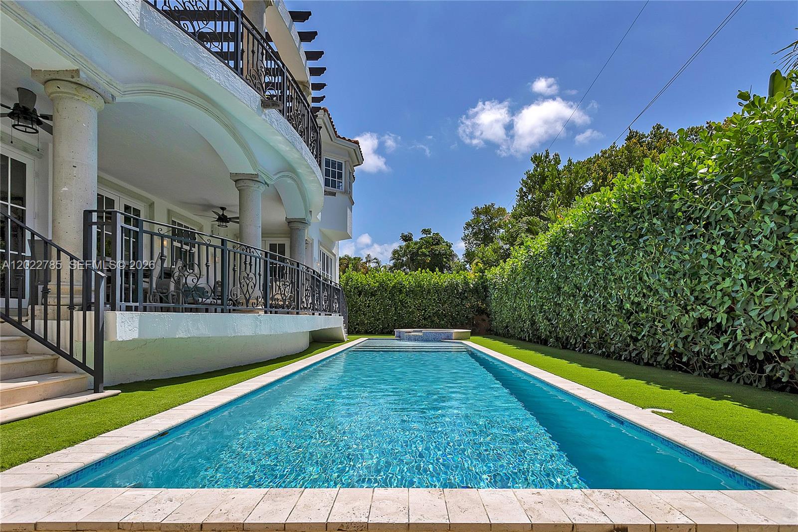 350 Redwood Ln, Key Biscayne FL 33149