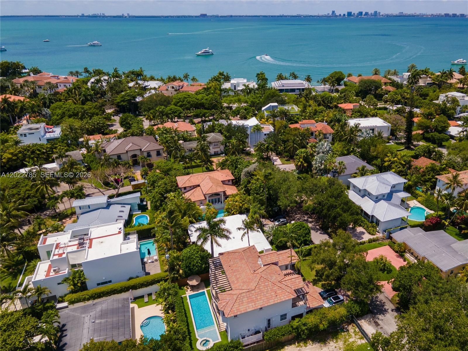350 Redwood Ln, Key Biscayne FL 33149