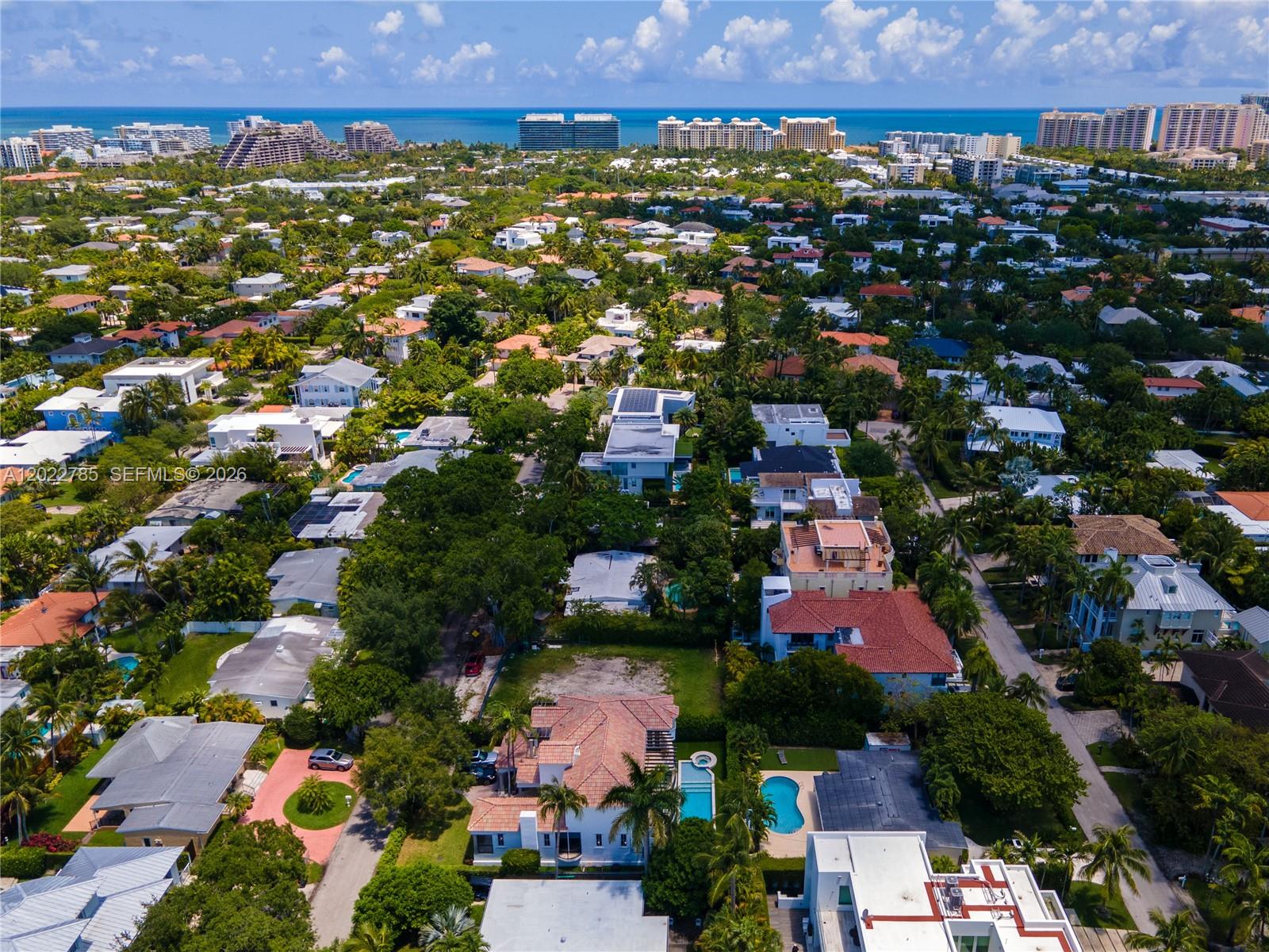 350 Redwood Ln, Key Biscayne FL 33149