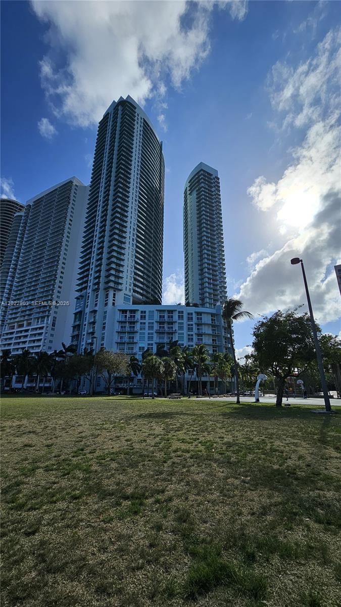 1900 N Bayshore Dr #3717, Miami FL 33132