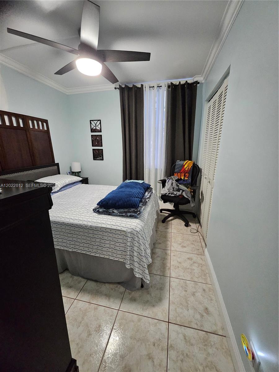 212 Lake Pointe Dr #113, Oakland Park FL 33309