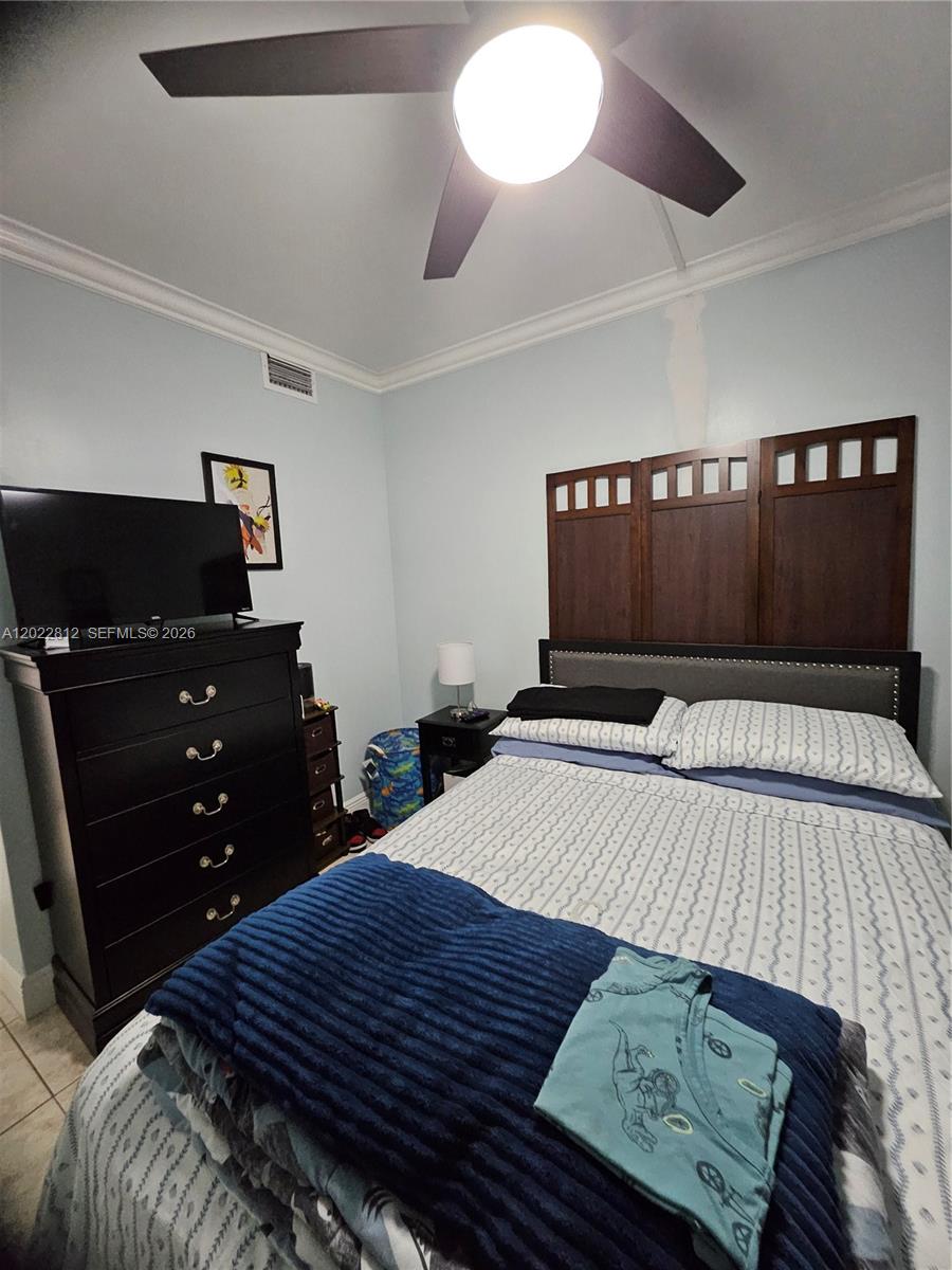 212 Lake Pointe Dr #113, Oakland Park FL 33309