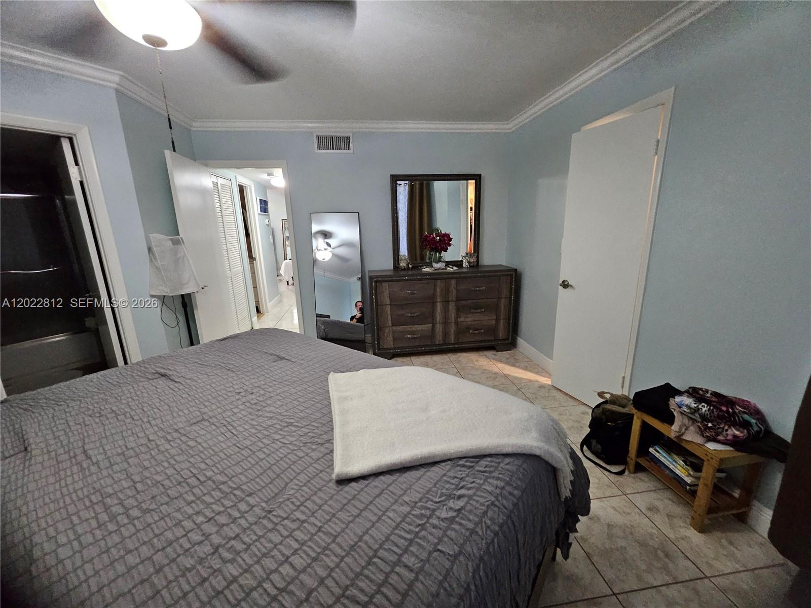 212 Lake Pointe Dr #113, Oakland Park FL 33309