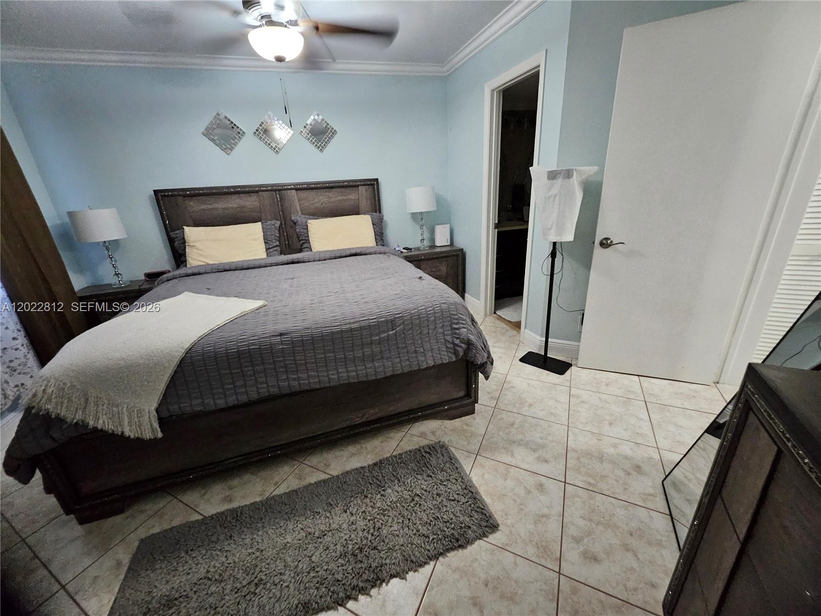 212 Lake Pointe Dr #113, Oakland Park FL 33309