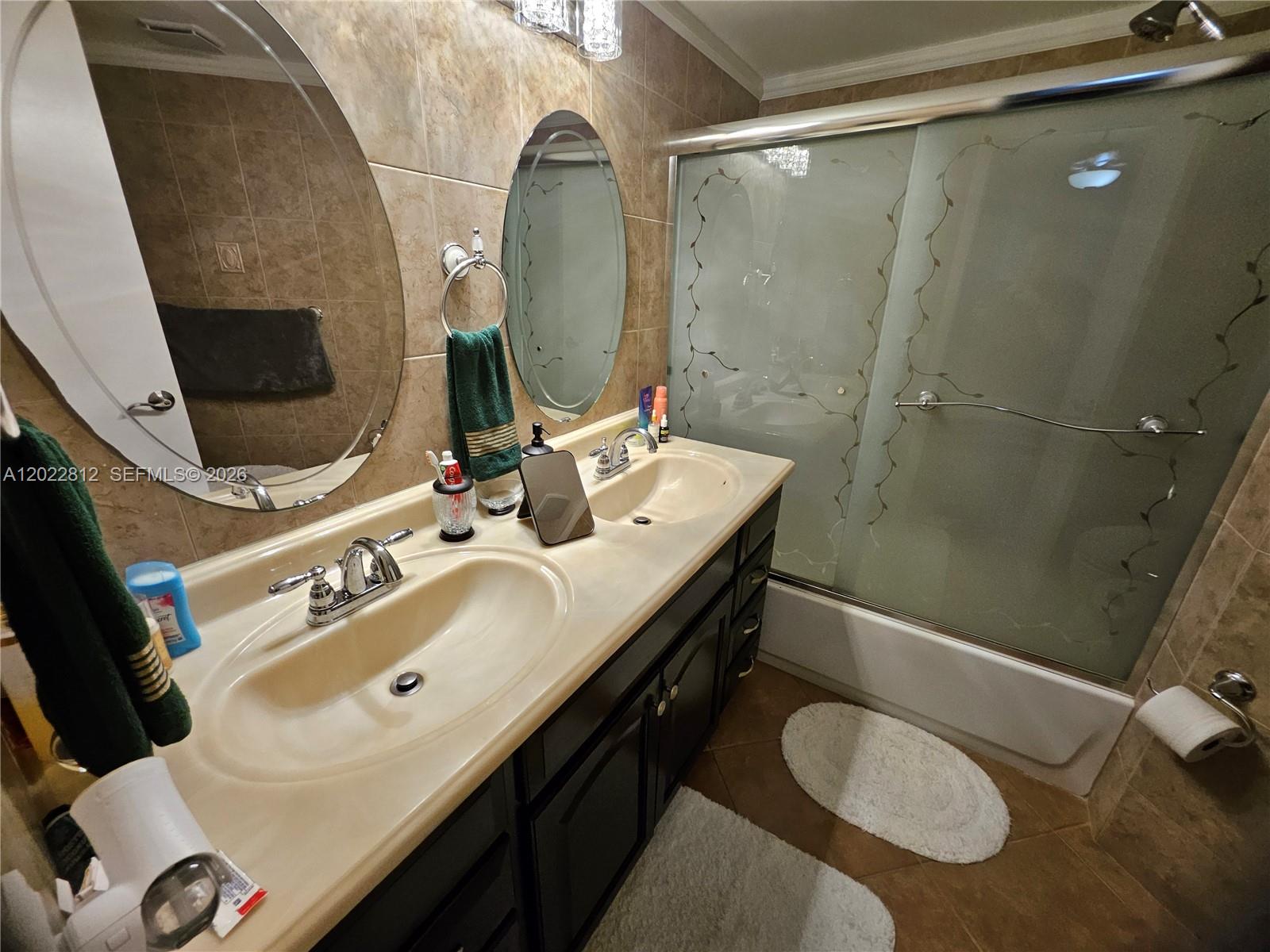 212 Lake Pointe Dr #113, Oakland Park FL 33309